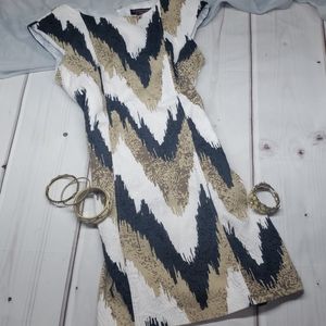 Short sleeved Signature Dress